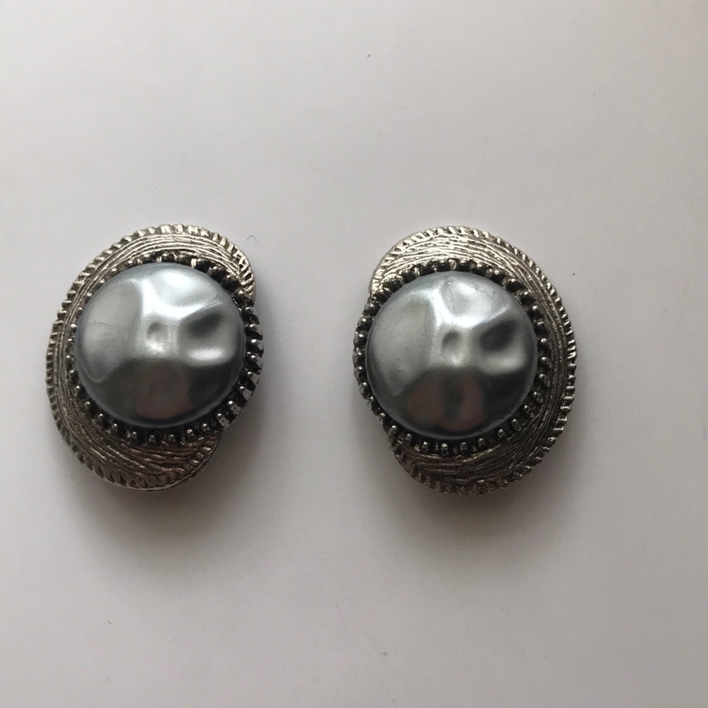 Vintage clip on earrings
